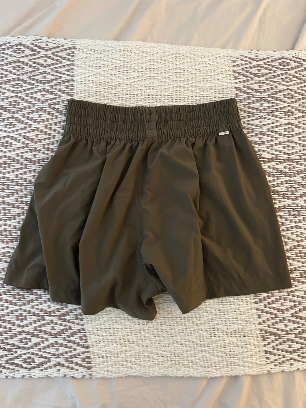 Vuori Villa Shorts - Picture 3 of 4